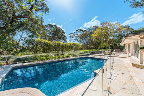 Peaceful And Mature Gardens With Panoramic Views - Accommodation Yamba 2