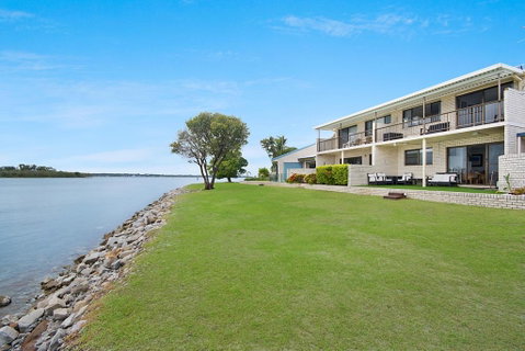 Peninsula Court 5 - Accommodation Yamba 3