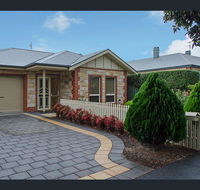 Perfect Location Central Modern Cottage - Free WiFi - Accommodation Yamba