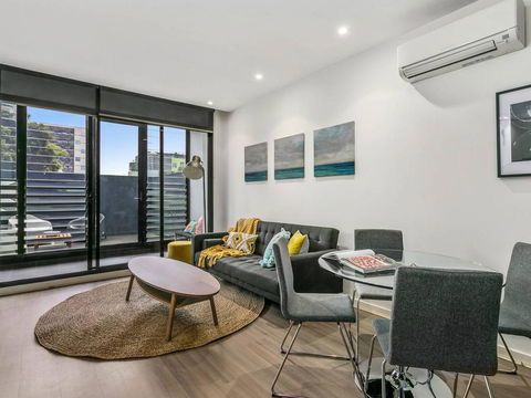 PERFECTLY PRAHRAN - Your Mecca Of Social And Style - Accommodation Yamba 1