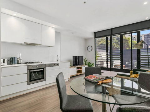 PERFECTLY PRAHRAN - Your Mecca Of Social And Style - Accommodation Yamba 0