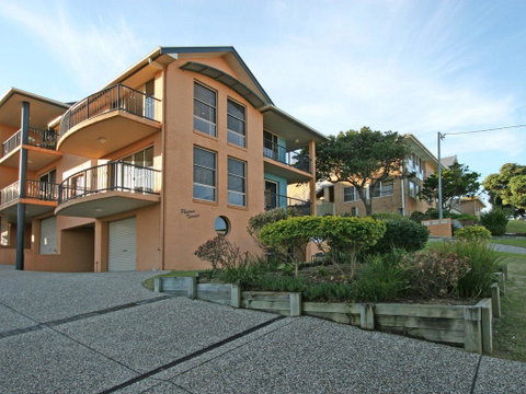 Phoenix Terrace -townhouse Yamba - Accommodation Yamba 3
