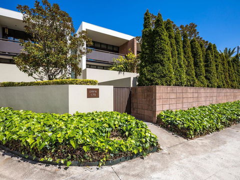 Piana Apartment Two :: Jervis Bay Rentals - Accommodation Yamba 0