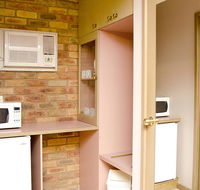 Pines Country Club Motor Inn - Accommodation Yamba