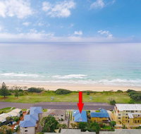 Pippi View 2 Top - across the road from the beach - Accommodation Yamba