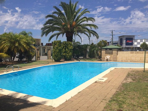 Platinum Motel - Accommodation Yamba 1