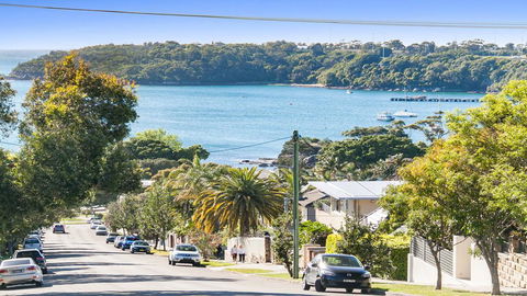 Poseidon Villa At Balmoral Beach - Accommodation Yamba 3