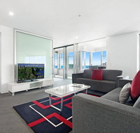 Private 3 Bed Ocean View in Q Surfers Paradise - Accommodation Yamba