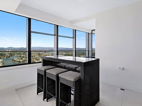 Private 3 Bed Ocean View In Q Surfers Paradise - Accommodation Yamba 3