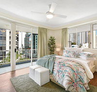 Private Apartment  Surfers Mayfair - Accommodation Yamba