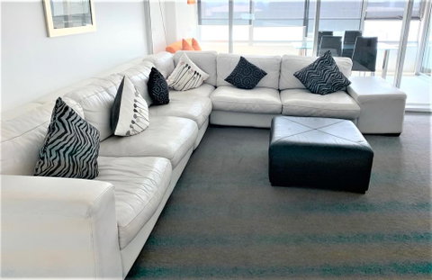 Private Apartments At Q1 - Accommodation Yamba 0