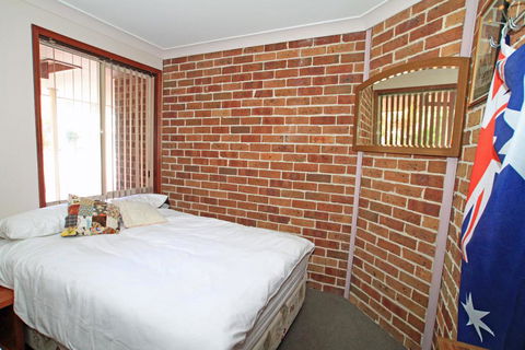 Ray Of Sunshine - Waterfront Reserve - Accommodation Yamba 1