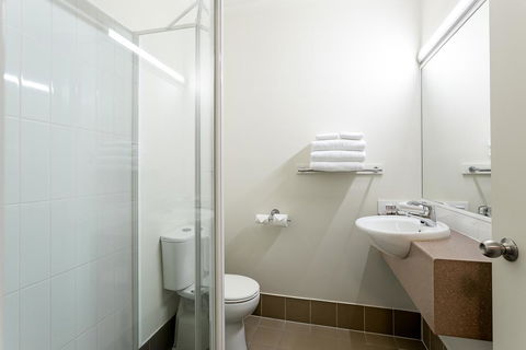 Redcliffe Motor Inn - Accommodation Yamba 2