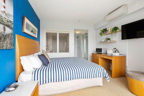 RESORT ON THE BEACH 5215 - OCEAN GLIMPSES - Accommodation Yamba 2
