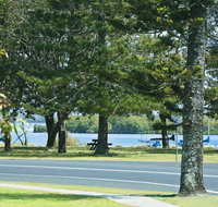 River Breeze 60 Wooli Street Yamba. Linen - Unlimited Wi-Fi Just listed. - Accommodation Yamba