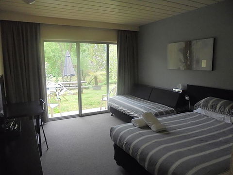 Riverbank Park MOTEL - Accommodation Yamba 3