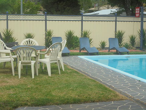 Riverbank Park MOTEL - Accommodation Yamba 1
