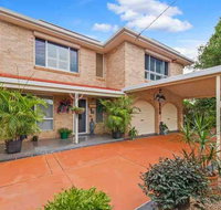 Riverside Haven - boating fishing beach cafes in walking range - Accommodation Yamba