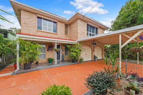 Riverside Haven - Boating, Fishing, Beach, Cafes In Walking Range - Accommodation Yamba 0