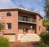 Romeo  Juliet - Accommodation Yamba