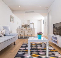 Rosebery APT for Travelling Couple Green Square - Accommodation Yamba