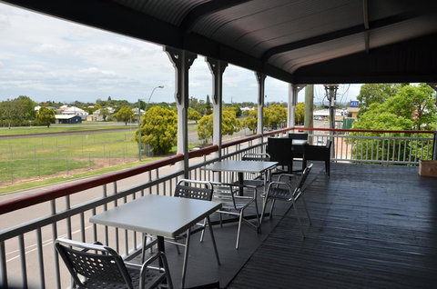 Royal Gatton Hotel - Accommodation Yamba 0