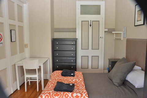 Royal Gatton Hotel - Accommodation Yamba 1