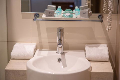 Royal Hotel Randwick - Accommodation Yamba 1