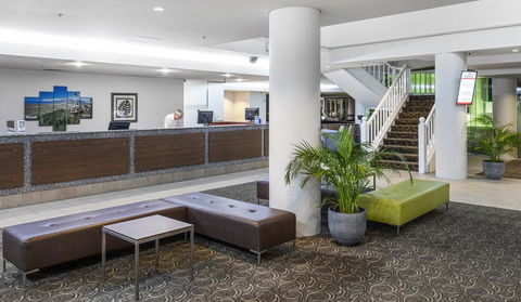 Rydges Esplanade Resort Cairns - Accommodation Yamba 2