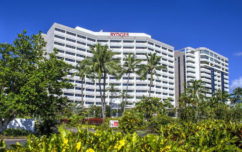 Rydges Esplanade Resort Cairns - Accommodation Yamba 1