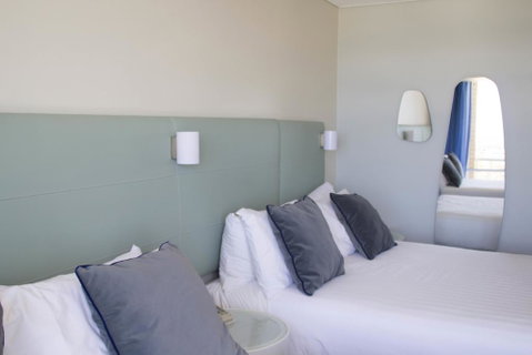 Rydges Gladstone - Accommodation Yamba 1