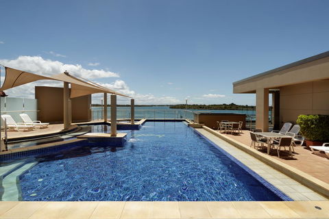 Rydges Hotel Port Macquarie - Accommodation Yamba 0