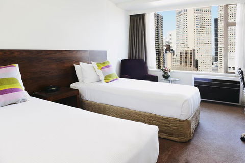 Rydges Melbourne - Accommodation Yamba 3