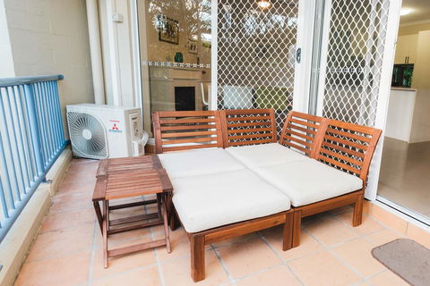 Sanctuary Lake Apartments - Accommodation Yamba 1