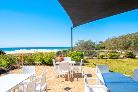 Sandcastles On Currumbin Beach - Accommodation Yamba 0