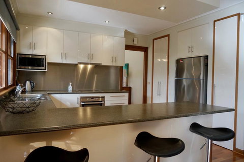 Sandy Bottoms - Accommodation Yamba 2