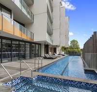 Sandy Hill Apartment by Ready Set Host - Accommodation Yamba