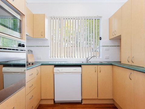 Sandy Point Luxury', 117a Sandy Point Road - Air Con & Foxtel - Accommodation Yamba 3