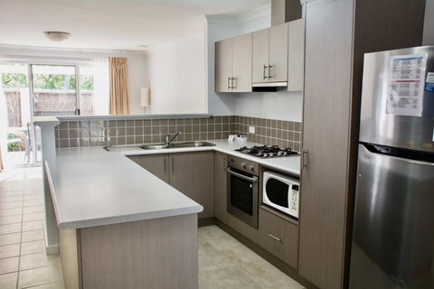 Sea Breeze - Broadwater - Accommodation Yamba 3