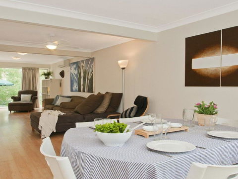 Sea Whispers - A Real Native Outlook - Accommodation Yamba 1