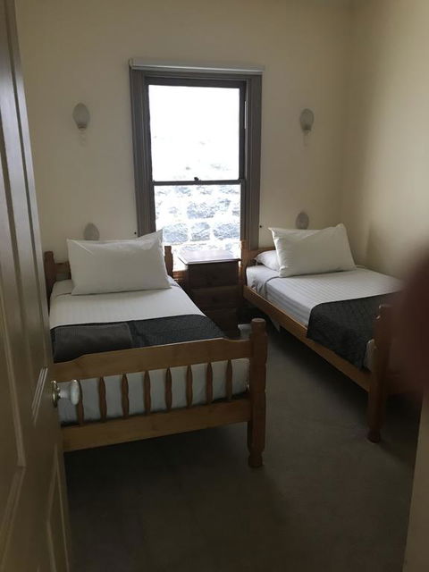 Seacombe House Motor Inn Port Fairy - Accommodation Yamba 2