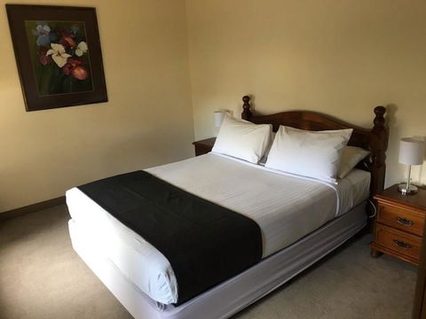 Seacombe House Motor Inn Port Fairy - Accommodation Yamba 1