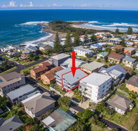 SeaCrest - plunge pool and views - Accommodation Yamba