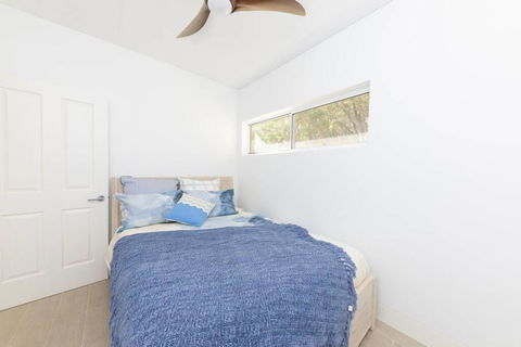 Seal Rocks Beach House ....Sugarloaf - Accommodation Yamba 3