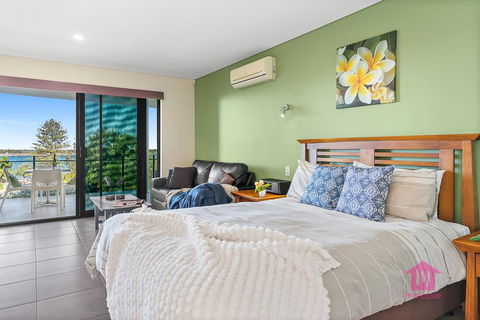 Seamist - Accommodation Yamba 2