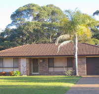SEASCAPE in NARRAWALLEE - Accommodation Yamba