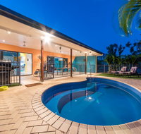 Seaside Hideaway- Hideaway Bay - Accommodation Yamba