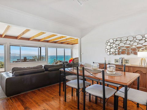 Seaspray On Culburra - Dolphin And Whale Watching - Accommodation Yamba 1