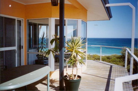 Seaview Holiday House - Accommodation Yamba 1