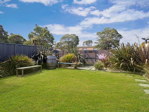 Serenity Shores (by Jervis Bay Rentals) - Accommodation Yamba 3